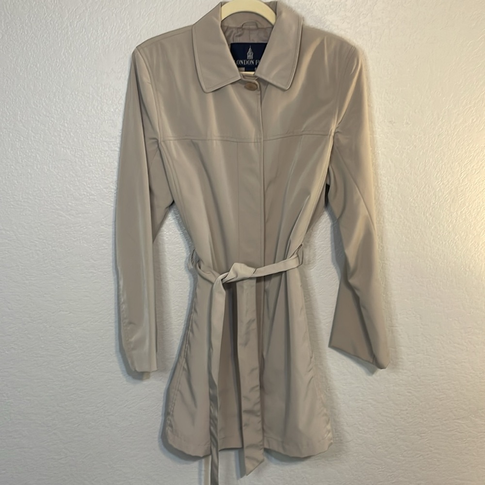 London Fog Khaki Tan Zip Up Trench Coat - Size M